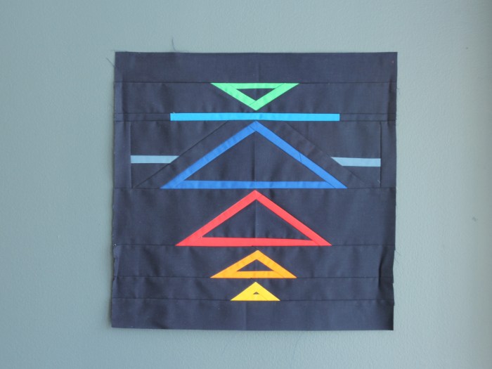 Finish quilt block that mirrors the sweater Reggie wore on s3 e7 of comedy bang bang